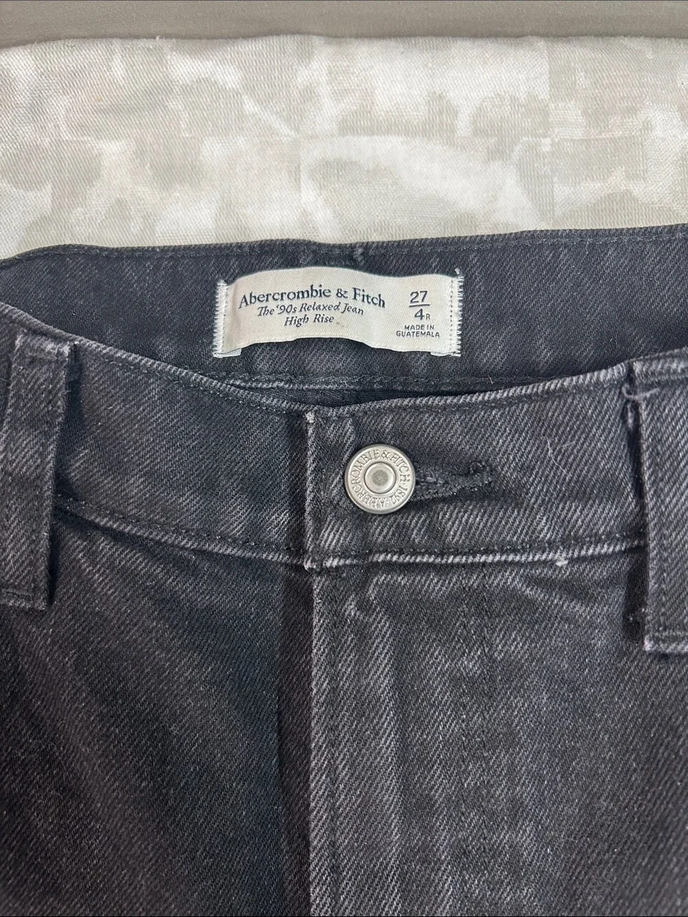 Abercrombie & Fitch euc minimal